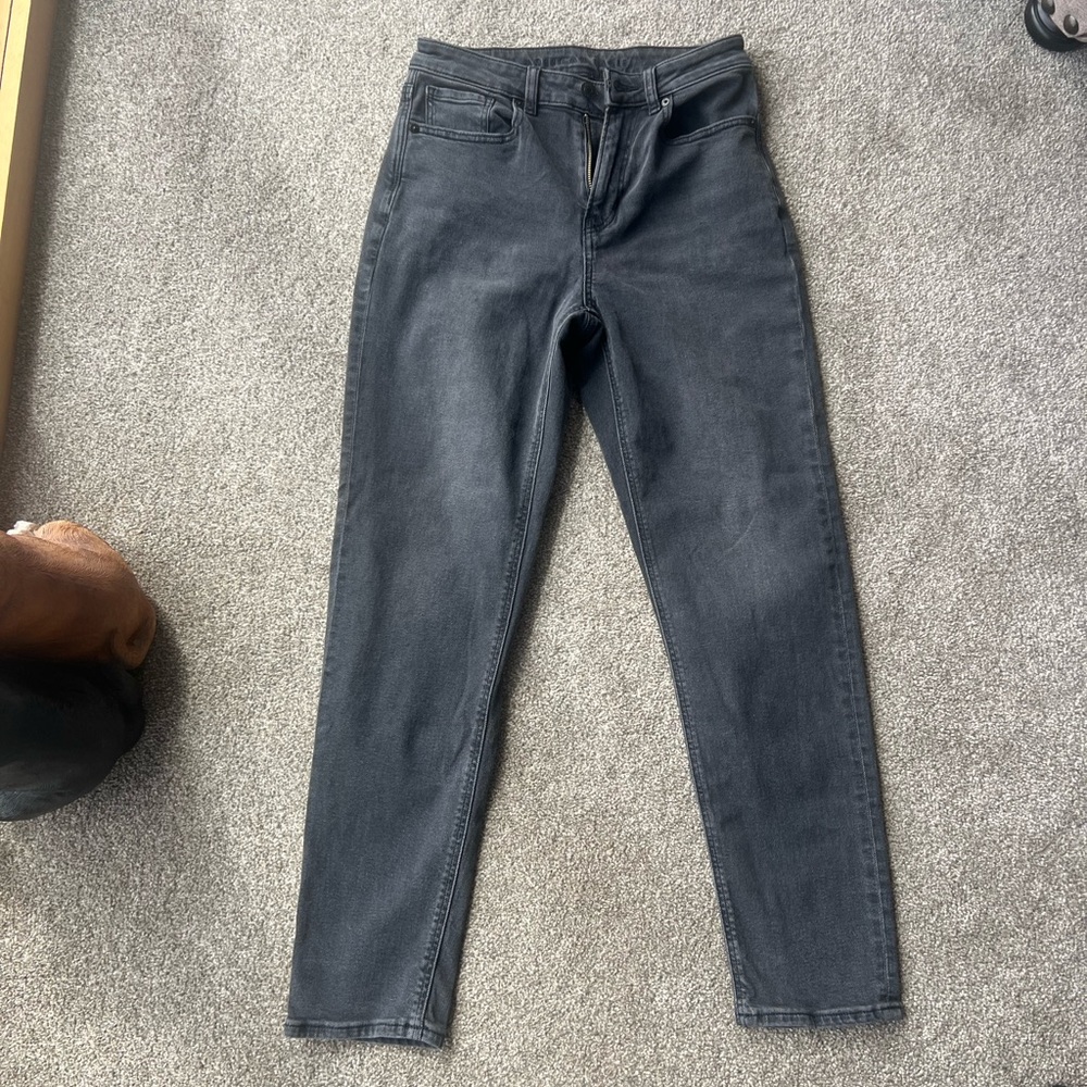(Size 2) American Eagle Mom Jeans Regular